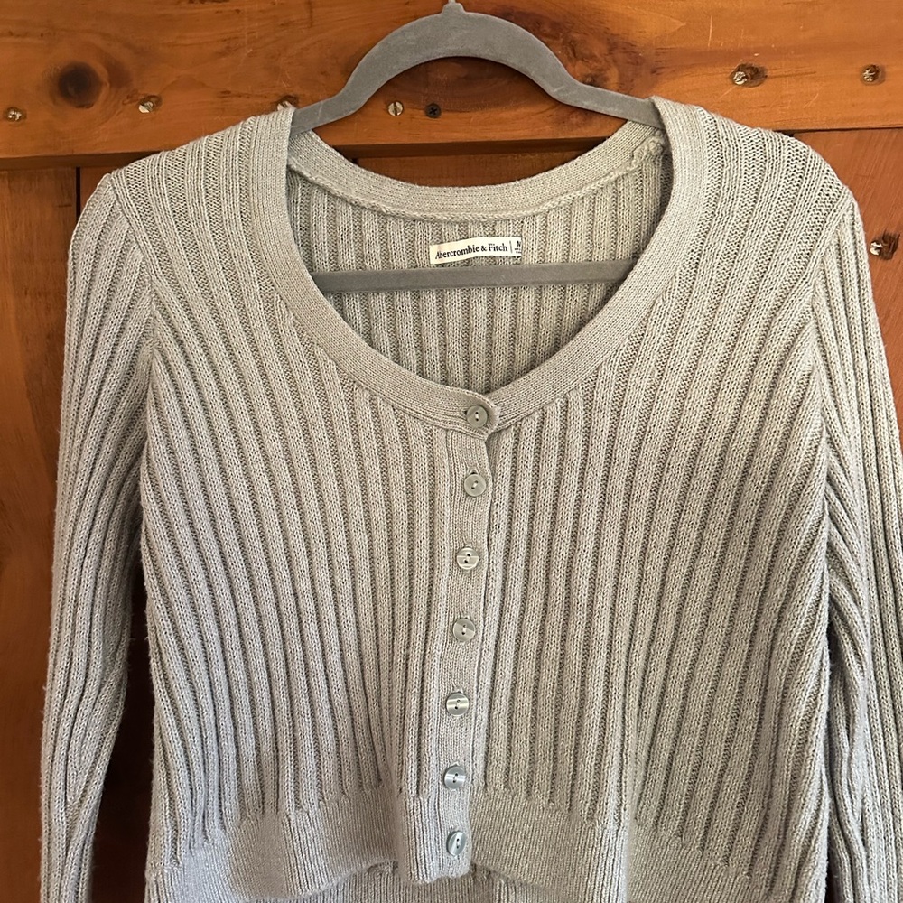 Abercrombie & Fitch Mint Green Cropped Ribbed Cardigan SZ M - Picture 2 of 7